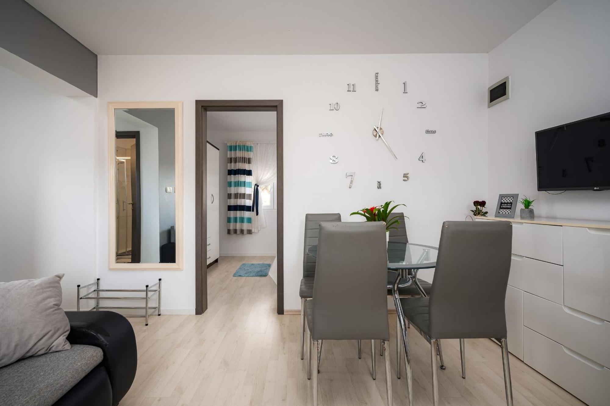 Charming Apartments Rose 1&2 With Pool Poreč Zewnętrze zdjęcie